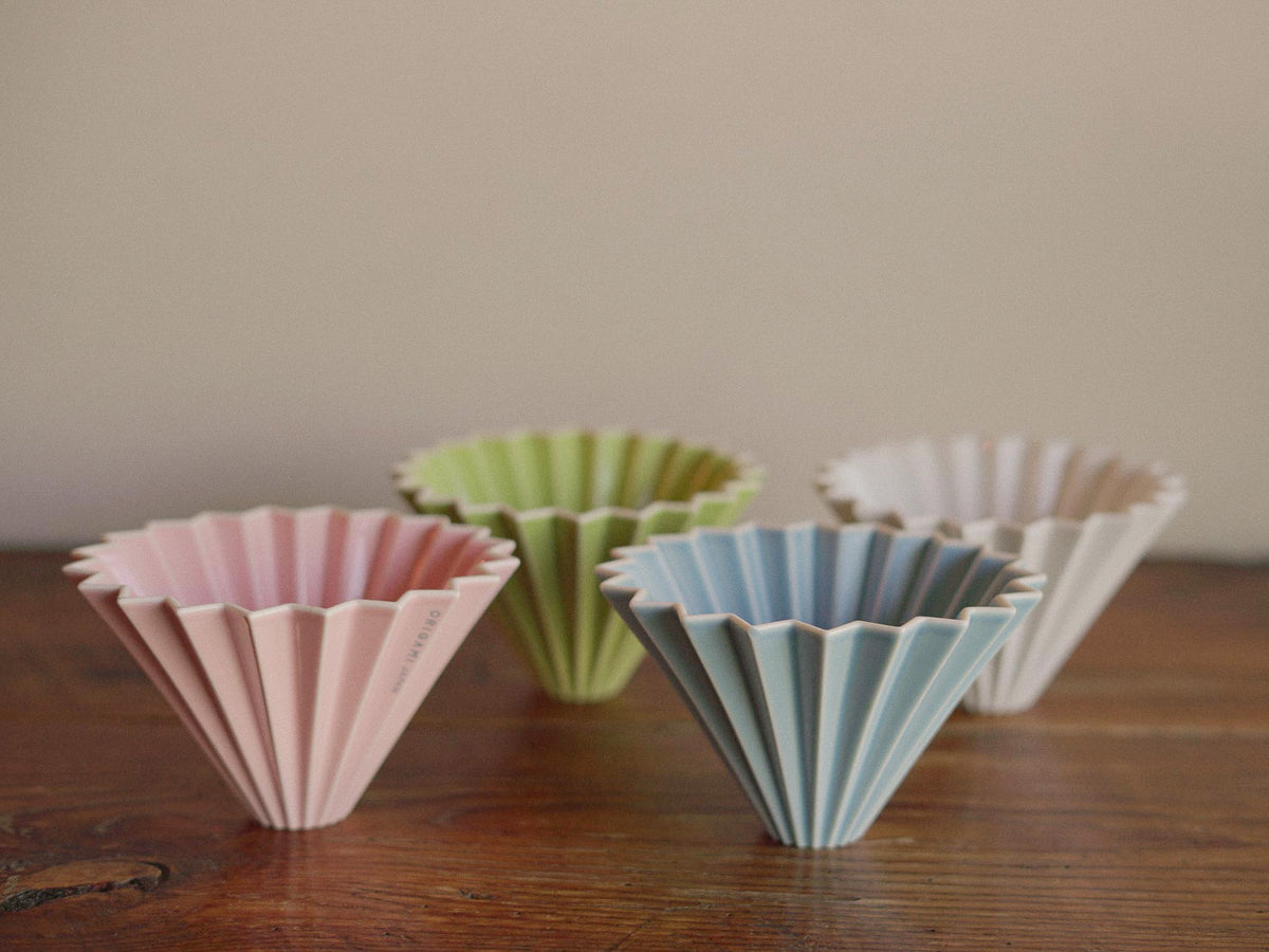 ORIGAMI POUR OVER FUNNEL